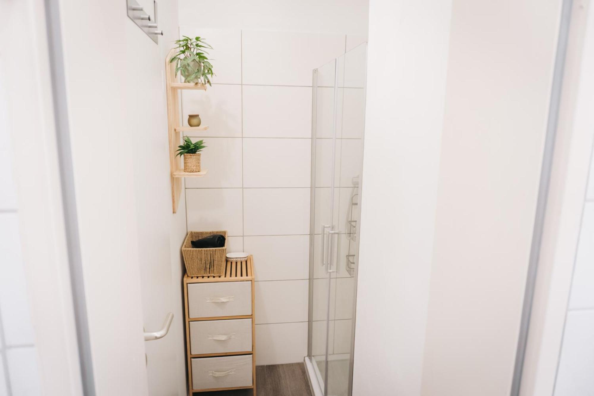 דירות שטראובינג Raum Life - Vintage Loft - Heimkino Netflix - 2X Privat Parkplaetze מראה חיצוני תמונה